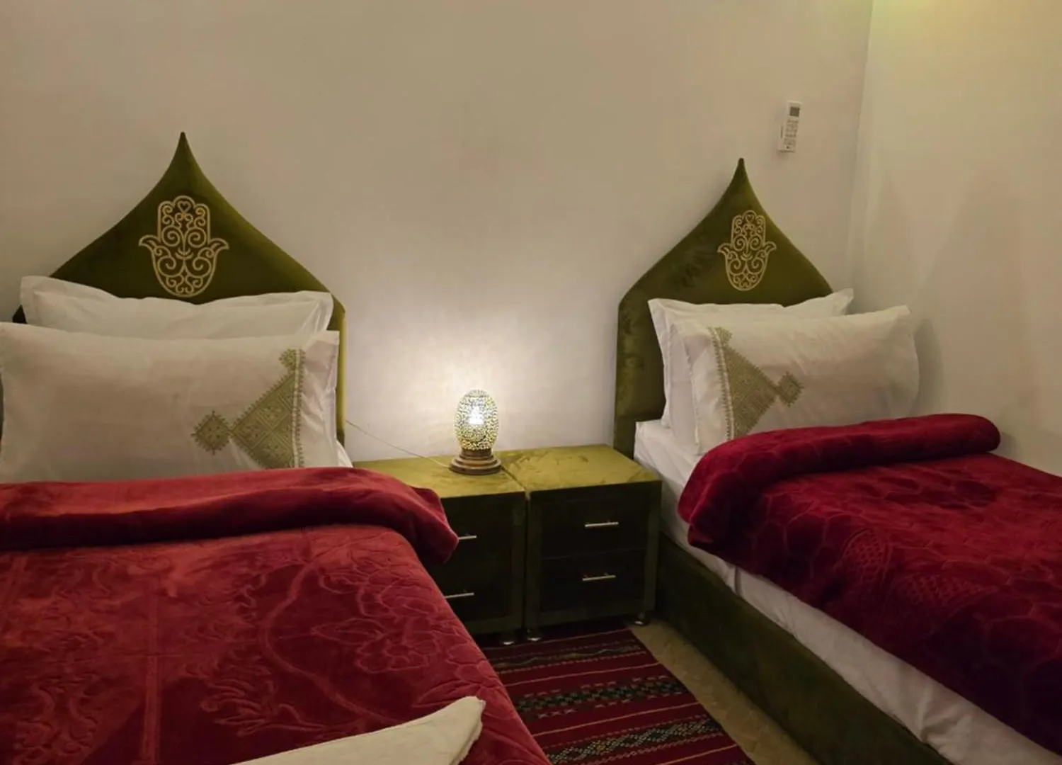 Riad Mounadim فاس